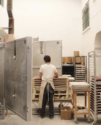 What is the place of ceramics on the contemporary scene? - Durst Art Consultancy